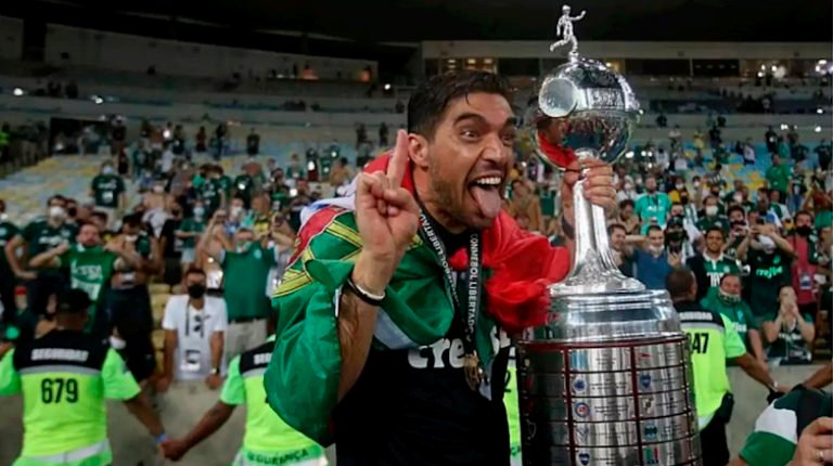 A TAÇA VAI PARA O VÍRUS!