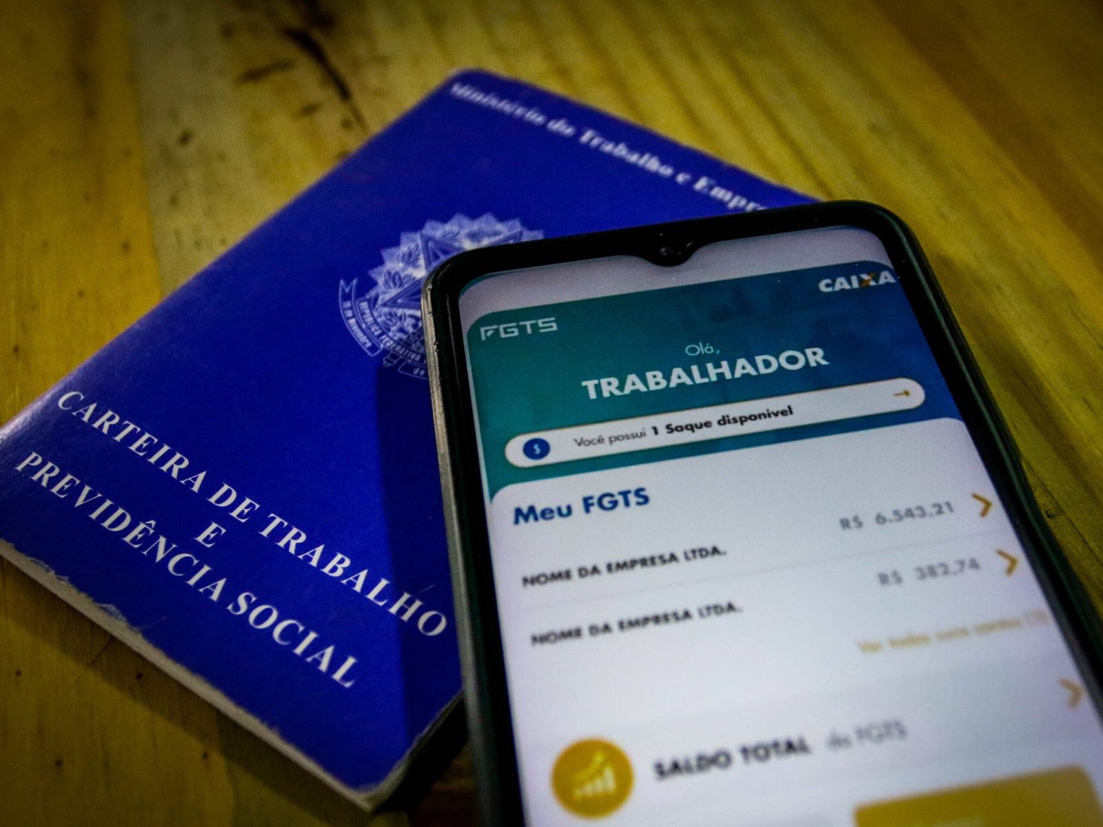 Caixa antecipa distribuição de lucros do FGTS