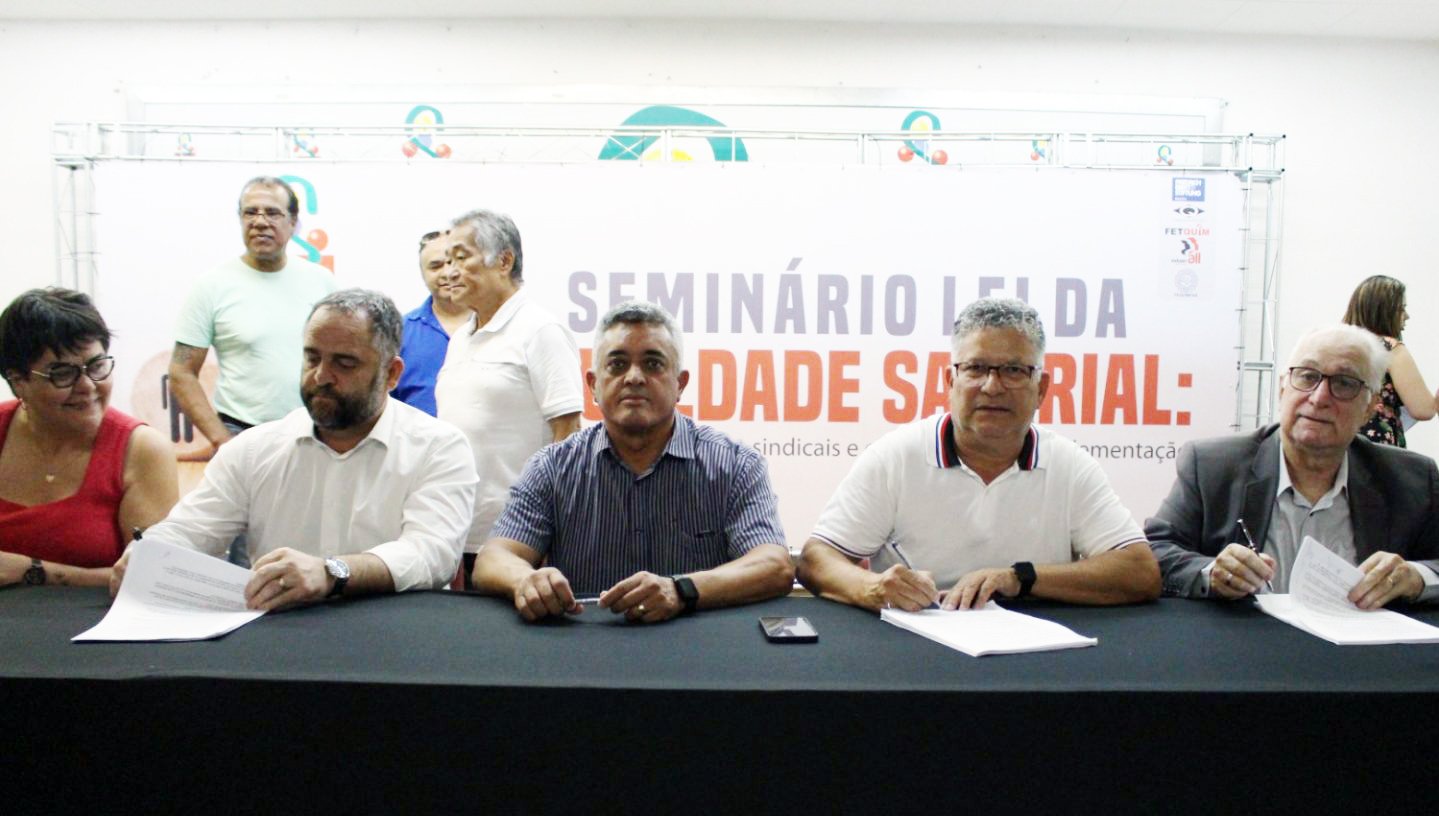 Acordo salarial dos Químicos beneficia 130 mil