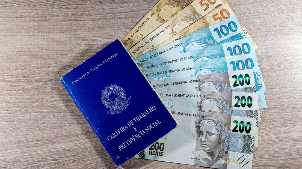 Pagamento do 13º salário injetará R$ 291 bilhões no mercado