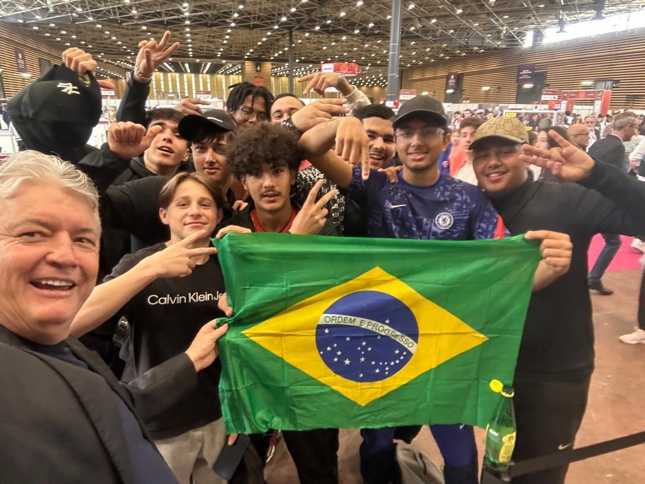 Brasil fica em segundo lugar no torneio WorldSkill