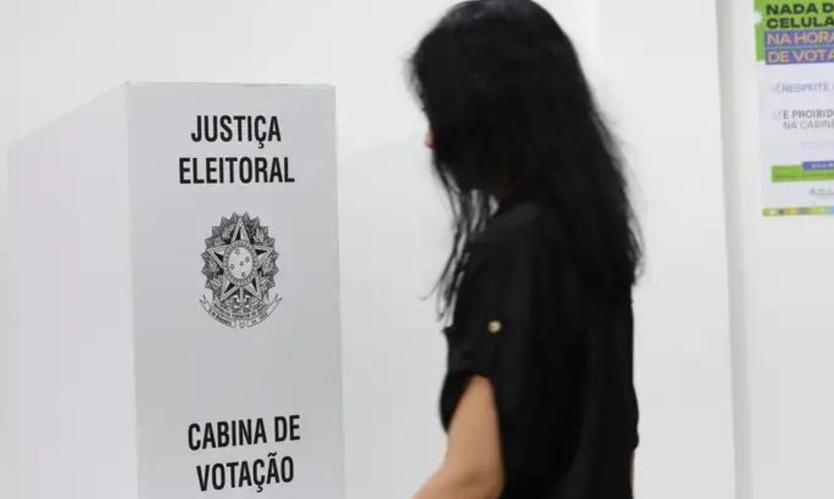 Sindicato dos Metalúrgicos pede voto em ficha-limpa