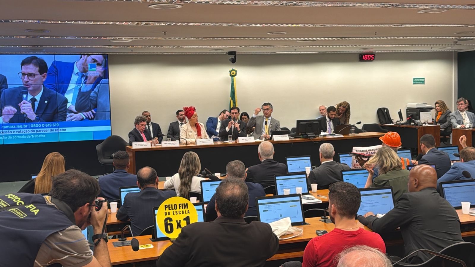 Relatório sacramenta fim da 6×1