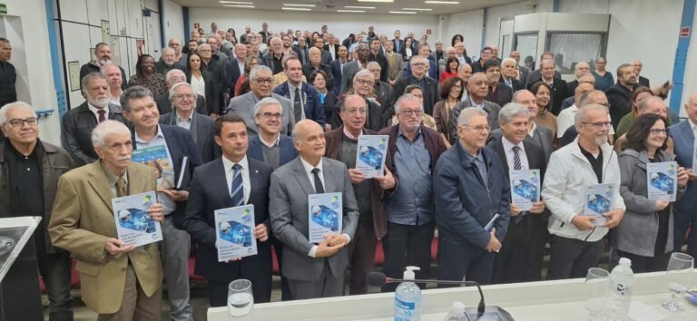 “CRESCE BRASIL” CELEBRA 20 ANOS
