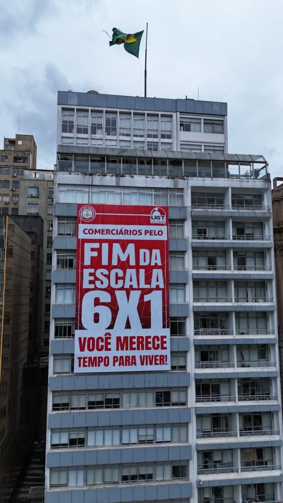 Capa do Repórter Sindical, edição 4.323: Comerciários e UGT mobilizam contra escala 6×1