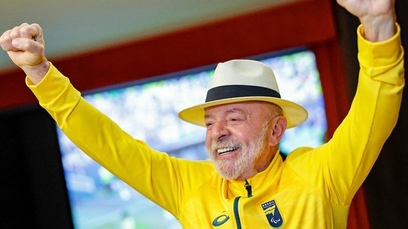 VIVA LULA. ESTÁ SALVA A NOSSA DEMOCRACIA!